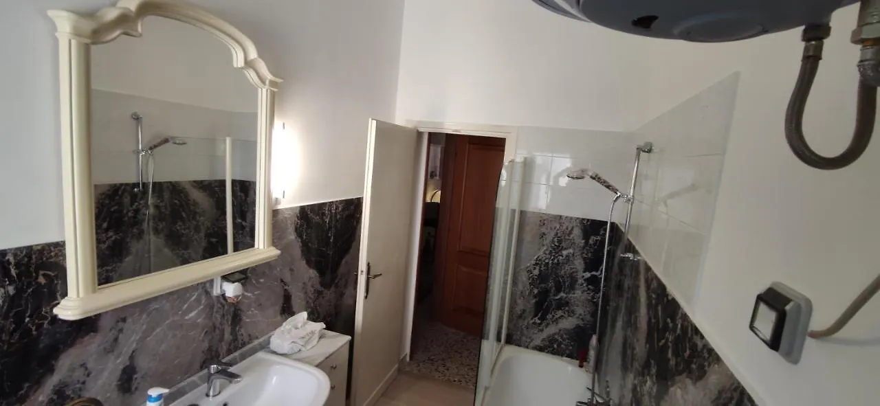 Guest house La Badia Del Cavaliere 2 Hotel Rome